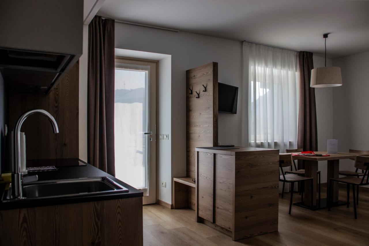 Dolceambiez Apartments Dorsino エクステリア 写真
