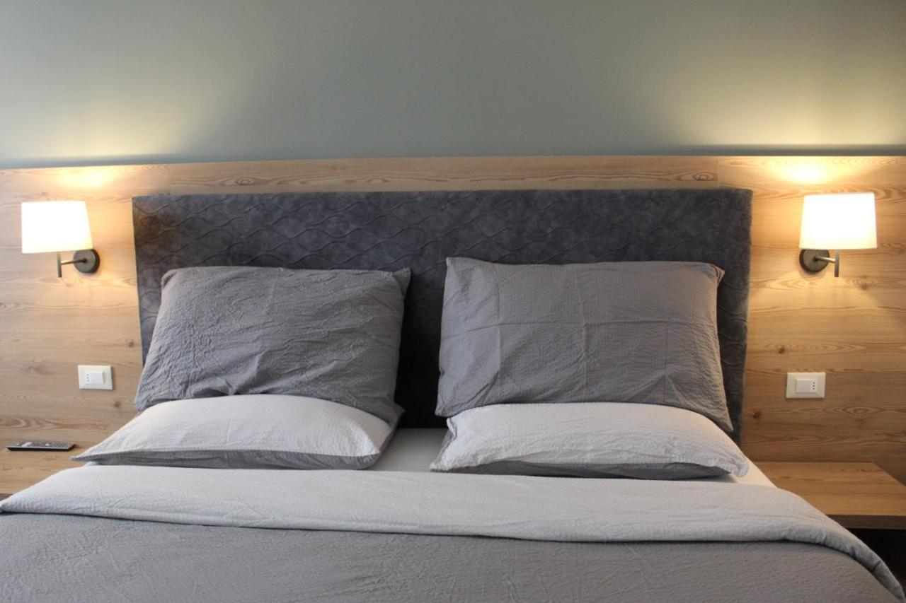 Dolceambiez Apartments Dorsino エクステリア 写真