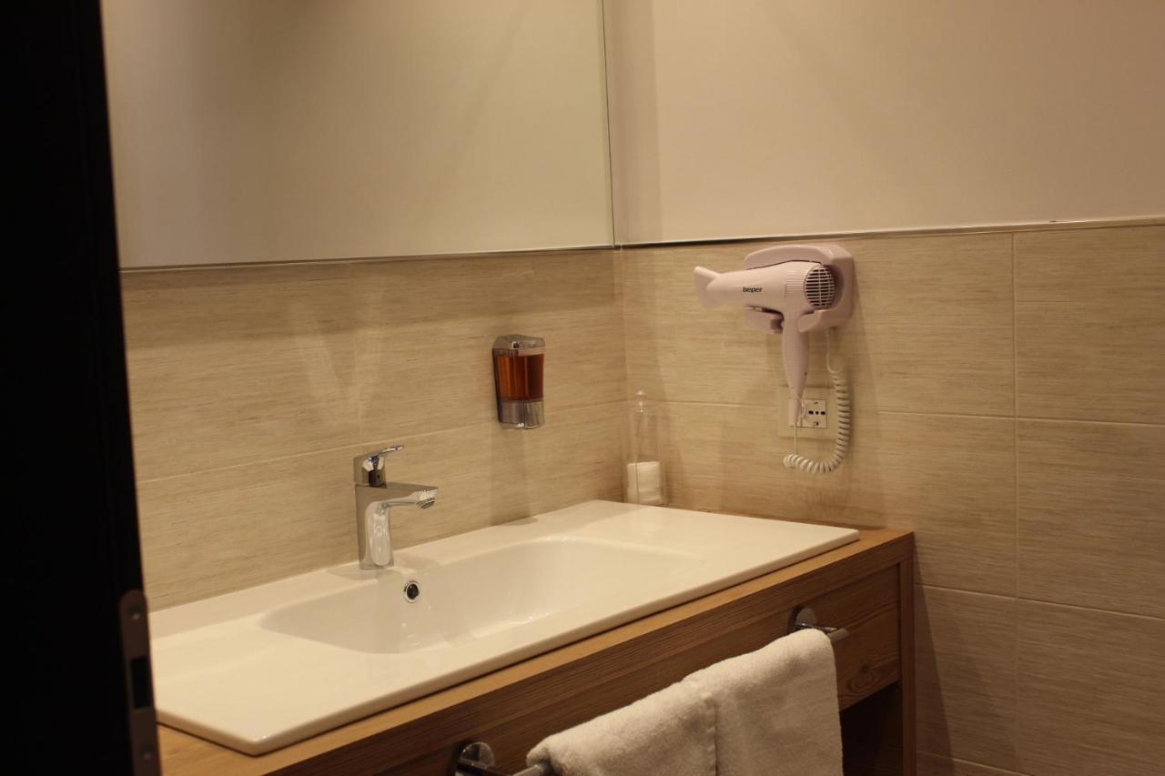 Dolceambiez Apartments Dorsino エクステリア 写真