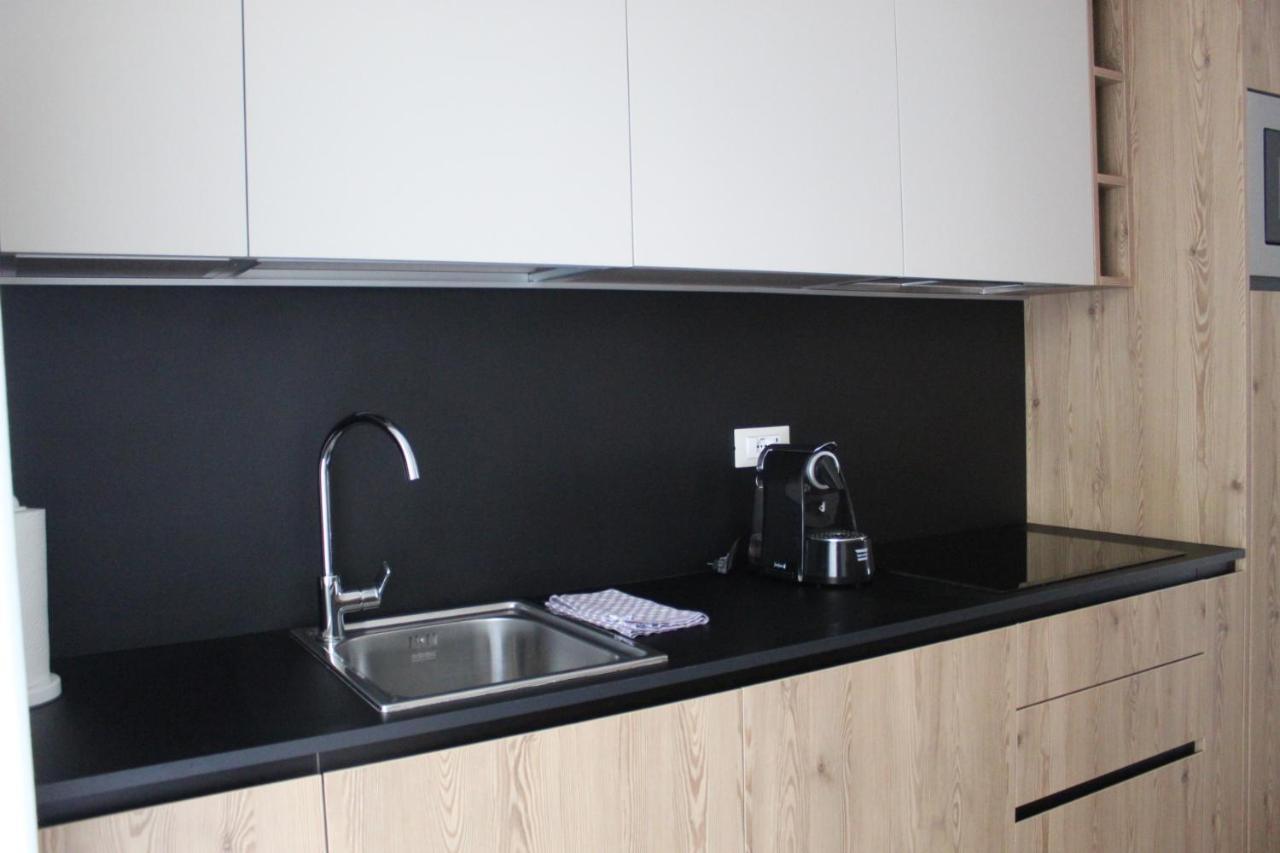 Dolceambiez Apartments Dorsino エクステリア 写真